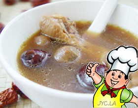花生红枣凤爪汤的做法